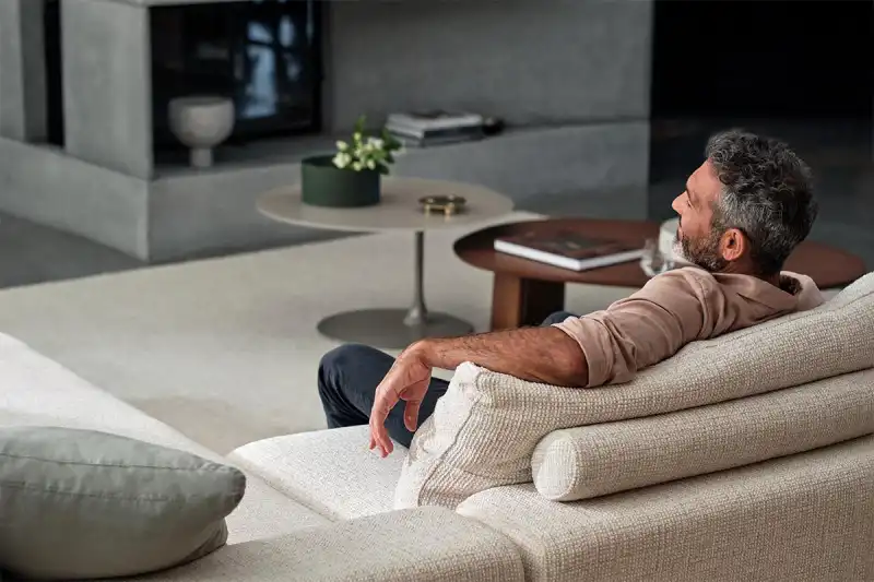 تصویر راحتی در مبل های سفارشی | فروشگاه عرشیا